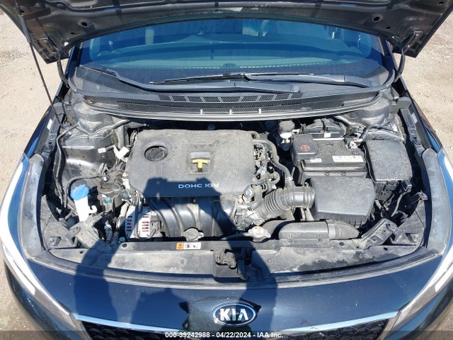 KIA FORTE LX 2017 3KPFK4A72HE033074 Image 10