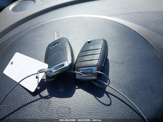KIA FORTE LX 2017 3KPFK4A72HE033074 Image 11