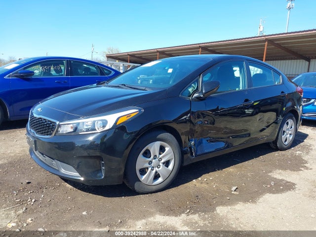 KIA FORTE LX 2017 3KPFK4A72HE033074 Image 2