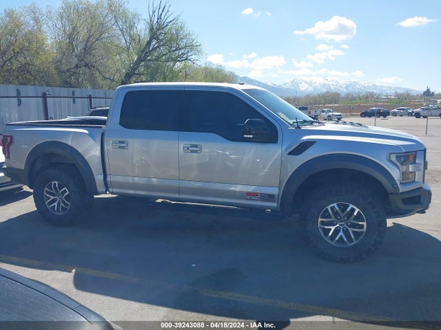 Ford F-150 Raptor 2018 1FTFW1RG4JFE43071 Image 13