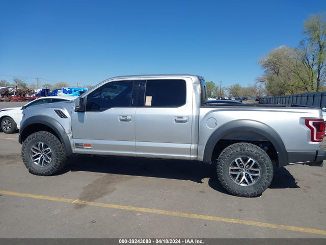 Ford F-150 Raptor 2018 1FTFW1RG4JFE43071 Image 14