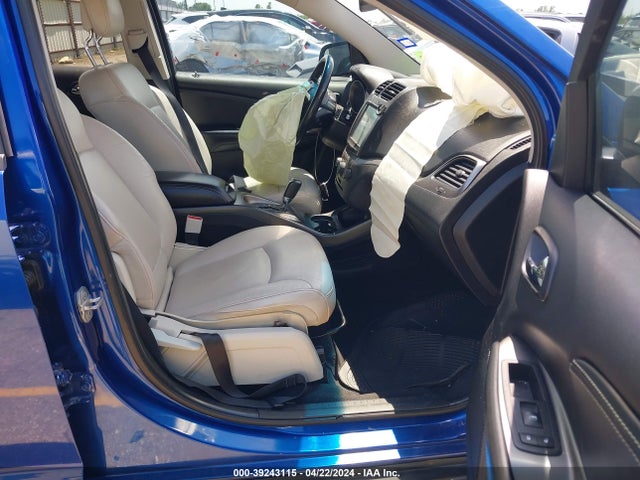 3C4PDCGB2FT543275 Dodge Journey Crossroad
