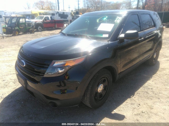 Ford Utility Police Interceptor 2015 1FM5K8AR8FGC68415 Image 2