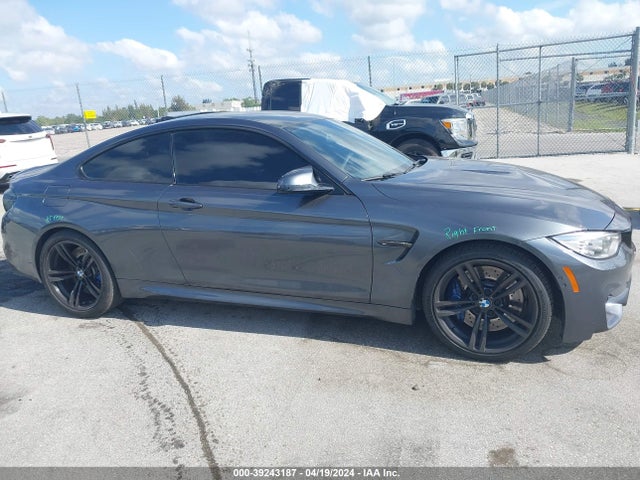 BMW M4 2015 WBS3R9C57FK330738 Image 13