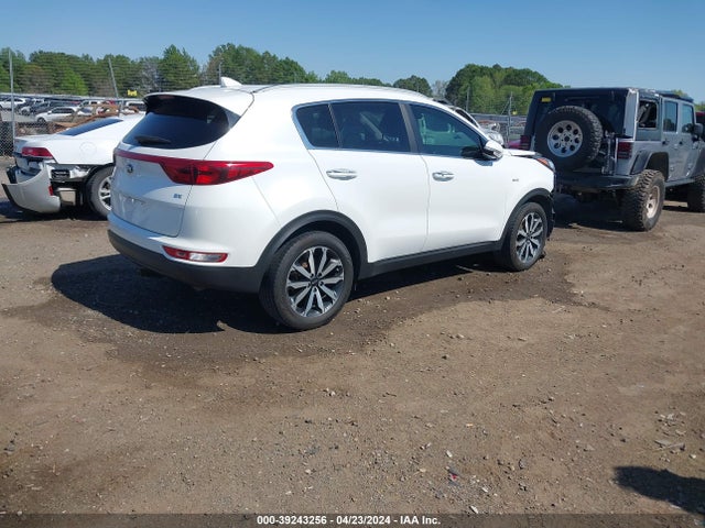 KIA Sportage Ex 2018 KNDPNCAC0J7321930 Image 4