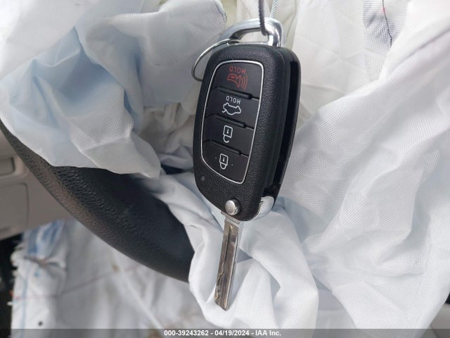 Hyundai SONATA SE 2018 5NPE24AFXJH624600 Image 11