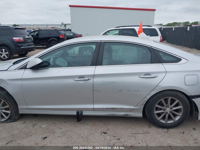 Hyundai SONATA SE 2018 5NPE24AFXJH624600 Image 14