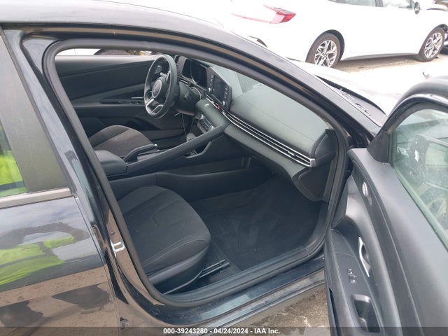 Hyundai ELANTRA SEL 2022 5NPLM4AG4NH060197 Image 5