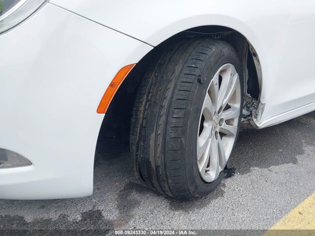 1C3CCCAB3FN707731 Chrysler 200 Limited