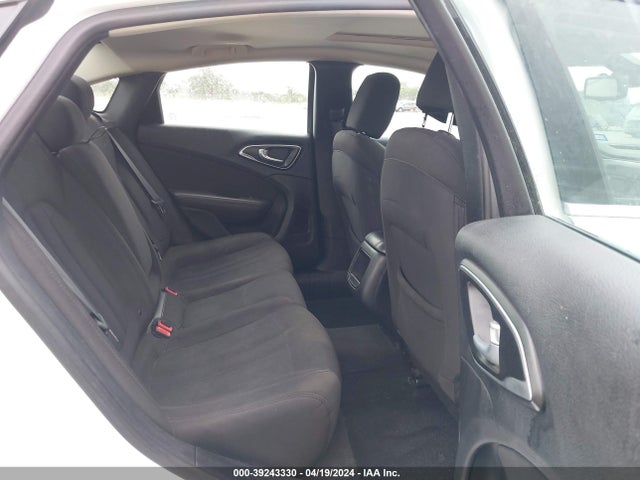 1C3CCCAB3FN707731 Chrysler 200 Limited