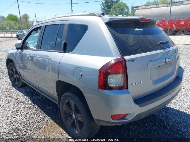 1C4NJDEB0HD163501 Jeep Compass Latitude 4x4