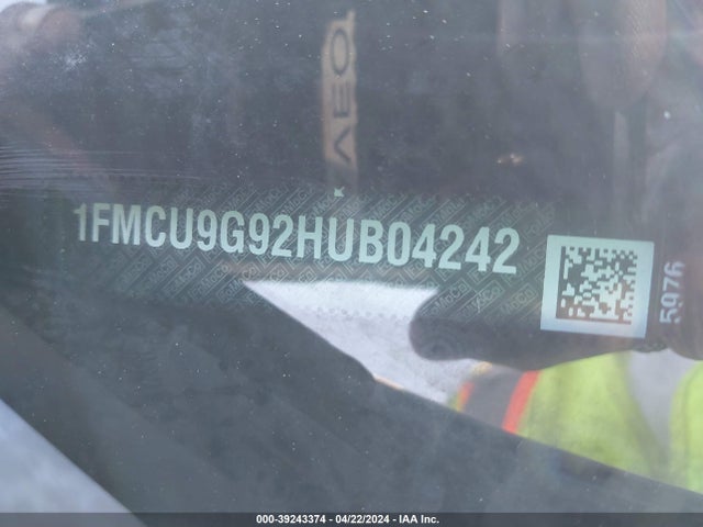 Ford ESCAPE SE 2017 1FMCU9G92HUB04242 Image 9