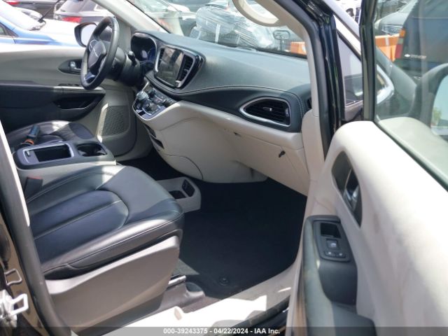 2C4RC1L72PR510119 Chrysler Pacifica Hybrid Touring L