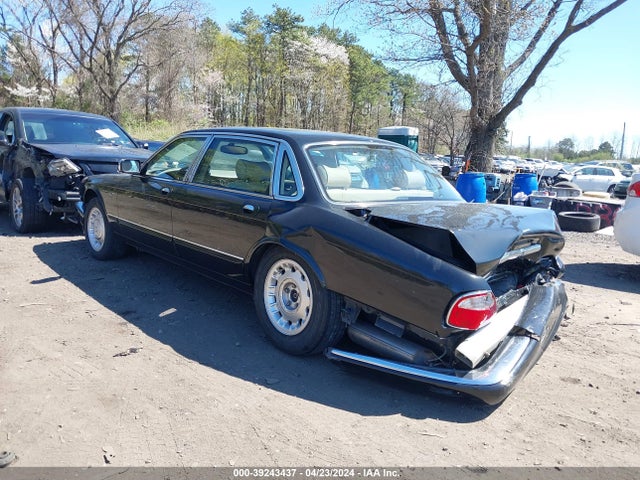 2000 JAGUAR XJ8 SAJDA24C6YLF19177 Photo 2