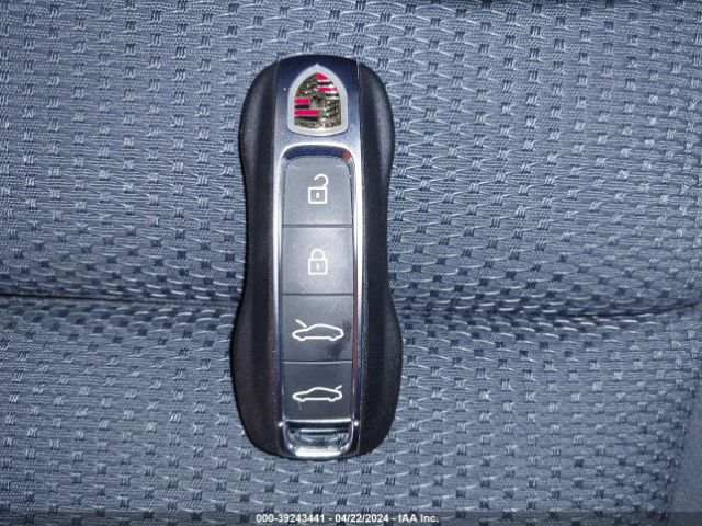 WP0AC2Y17RSA52136 Porsche Taycan Turbo/turbo S