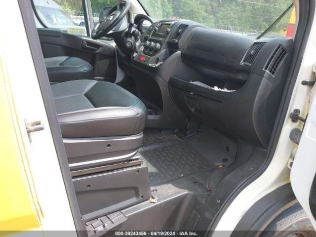 3C6TRVAG3LE127372 RAM Promaster 1500 Low Roof 136 Wb