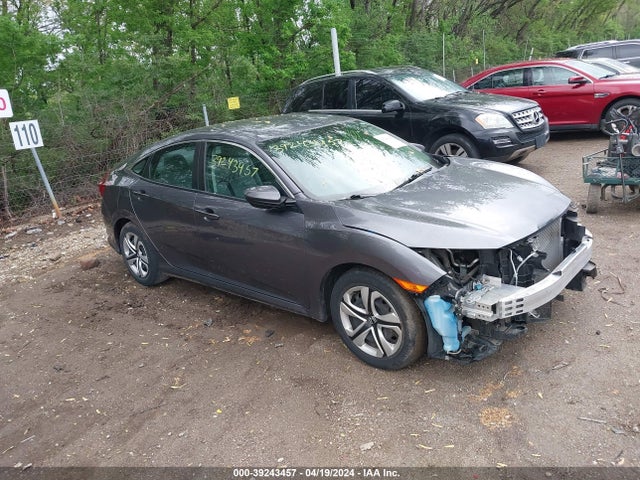 2018 19XFC2F57JE042061 главное изображение