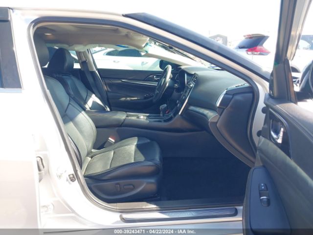 1N4AA6AV1KC369049 Nissan Maxima 3.5 Sl