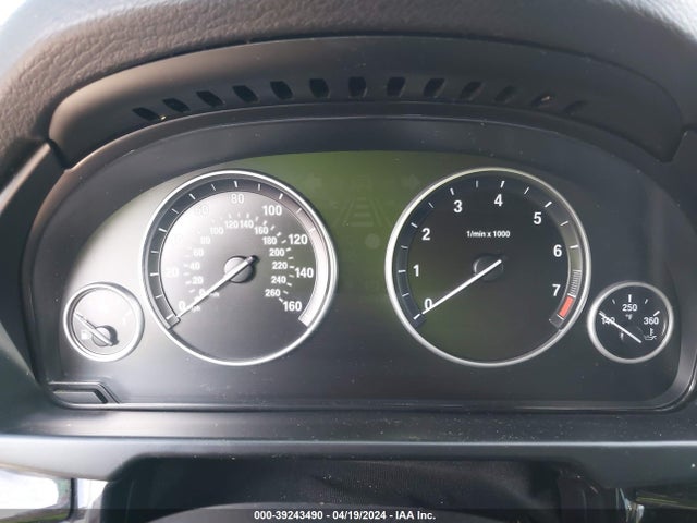 5UXKR2C5XH0U18481 BMW X5 Sdrive35i