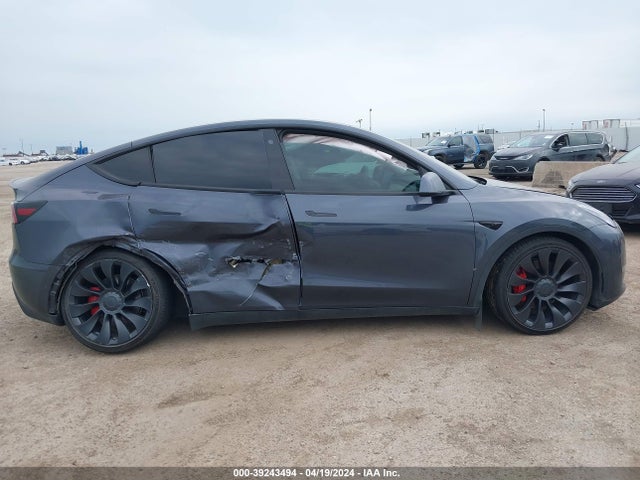 7SAYGDEF7NF394112 Tesla Model Y Performance Dual Motor All-wheel Drive