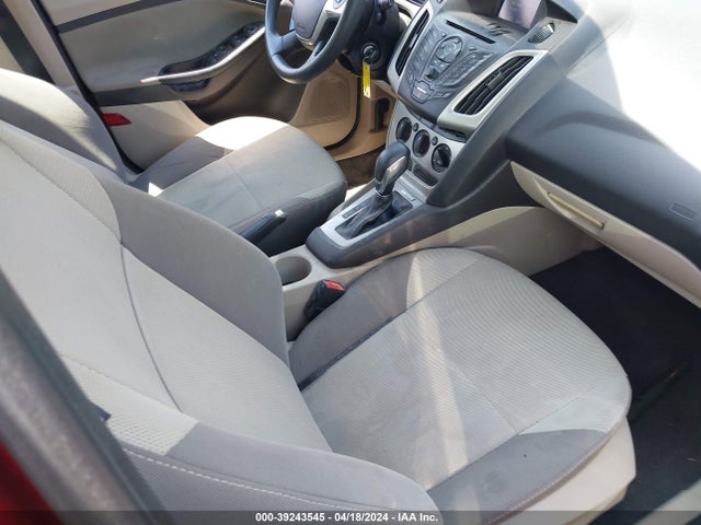 Ford FOCUS SE 2014 1FADP3K23EL190353 Image 5