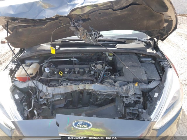 Ford FOCUS SE 2016 1FADP3F21GL357919 Image 10