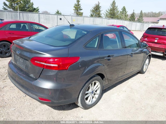 Ford FOCUS SE 2016 1FADP3F21GL357919 Image 4