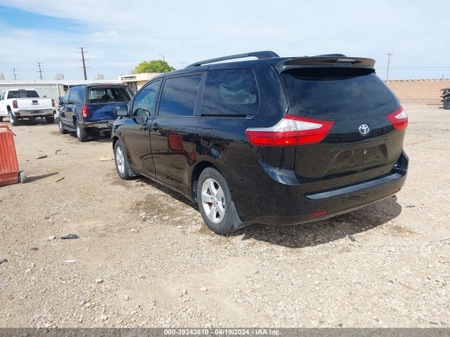 Toyota Sienna Le 8 Passenger 2015 5TDKK3DC0FS582146 Image 3