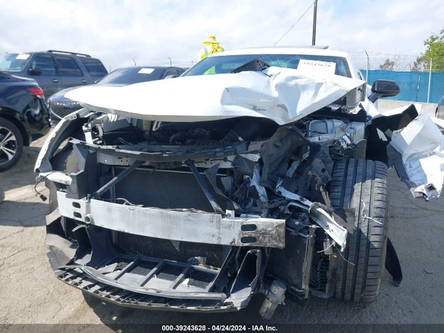 Chevrolet CAMARO 2SS 2018 1G1FH1R79J0107454 Image 6
