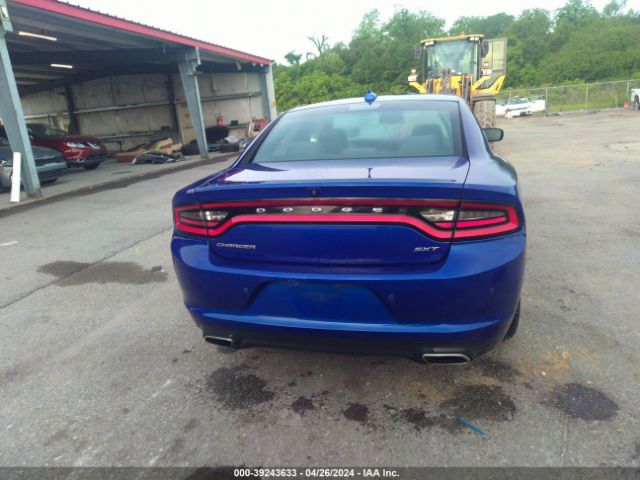 2C3CDXHG5JH200885 Dodge Charger Sxt Plus Rwd