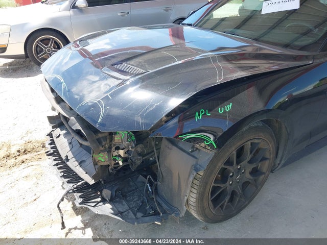 Ford Mustang Ecoboost 2018 1FATP8UH9J5161061 Image 19
