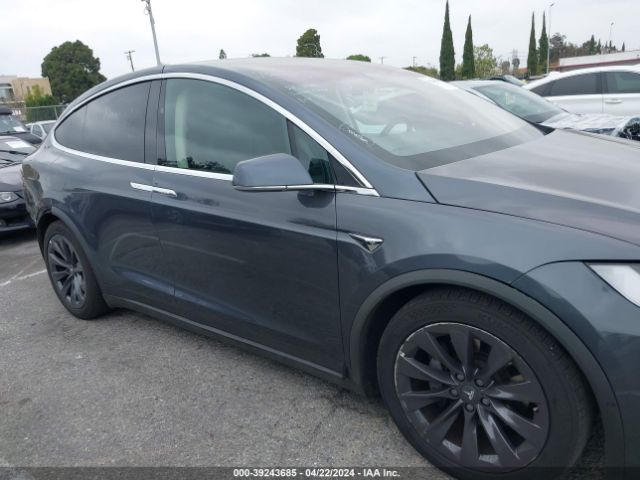 5YJXCBE28JF102273 Tesla Model X 100d/75d/p100d