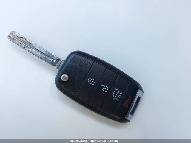 KIA SOUL + 2018 KNDJP3A56J7900910 Image 11