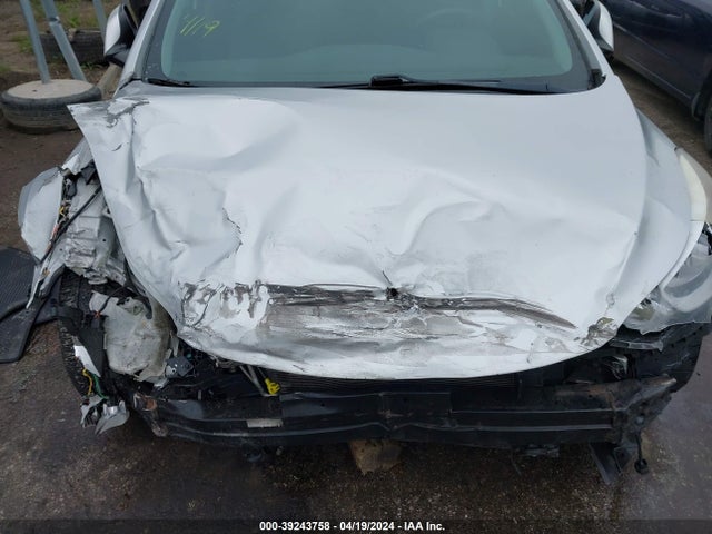 Hyundai ELANTRA SE 2015 5NPDH4AE3FH608439 Image 19
