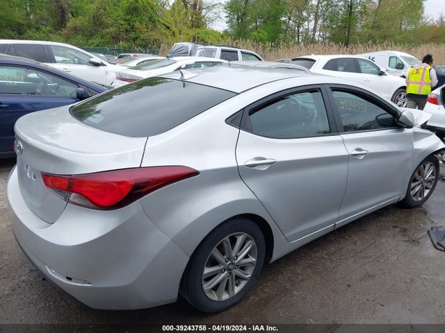 Hyundai ELANTRA SE 2015 5NPDH4AE3FH608439 Image 4