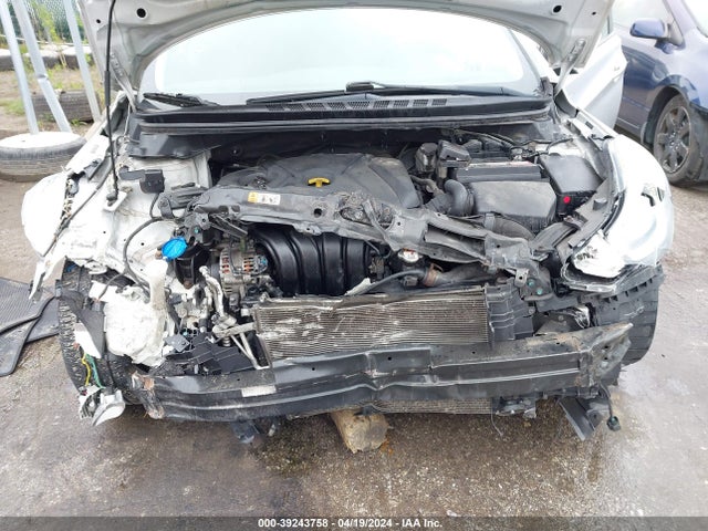 Hyundai ELANTRA SE 2015 5NPDH4AE3FH608439 Image 6