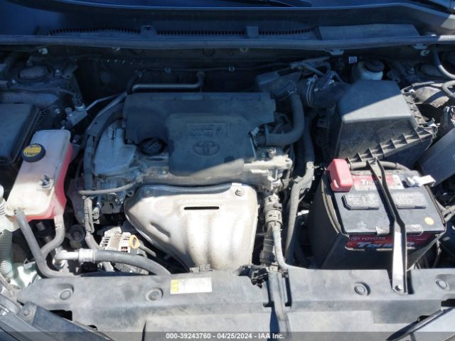 2T3RFREV5JW735701 Toyota Rav4 Xle