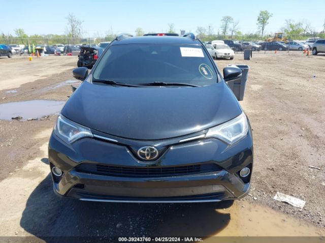 2T3RFREV5JW735701 Toyota Rav4 Xle