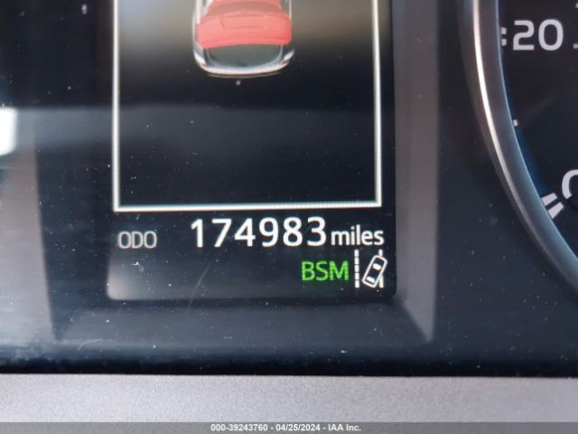 2T3RFREV5JW735701 Toyota Rav4 Xle
