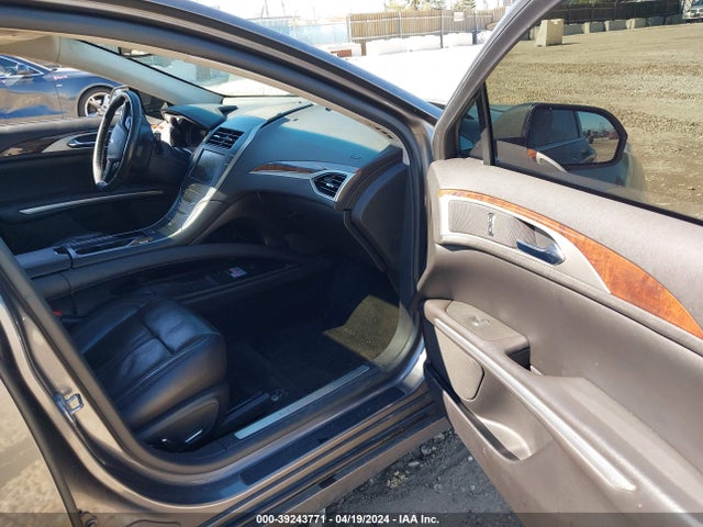 Lincoln MKZ 2014 3LN6L2GK9ER827955 Image 5
