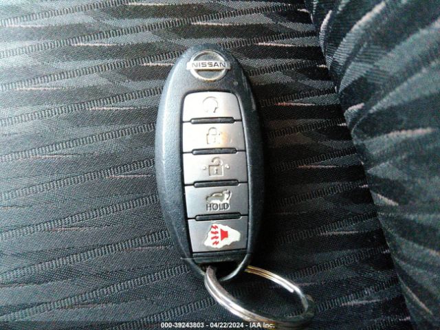 JN8AT2MT9KW502876 Nissan ROGUE SV