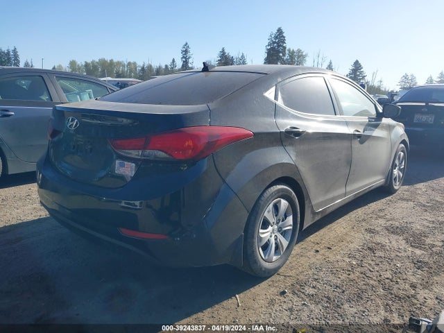 Hyundai ELANTRA SE 2016 5NPDH4AEXGH697573 Image 4