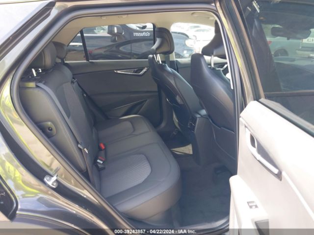KNDCR3LE9R5157327 KIA NIRO EX
