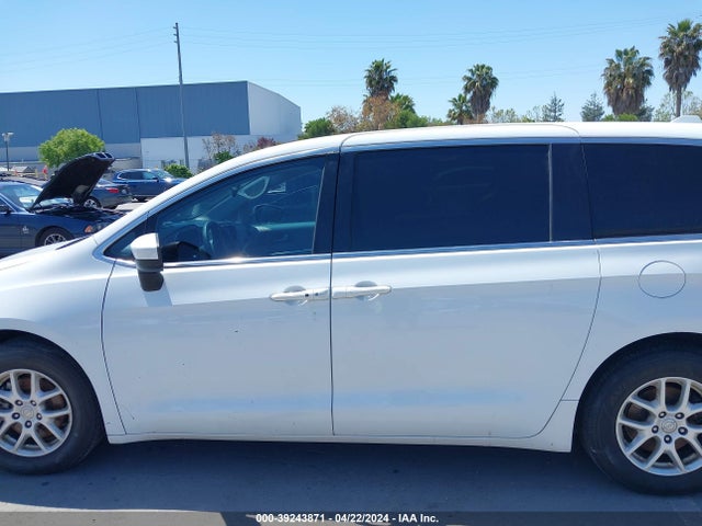 Chrysler Pacifica Lx 2017 2C4RC1CG2HR748280 Image 14