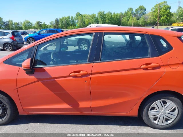 Honda FIT LX 2018 3HGGK5H55JM704569 Image 15