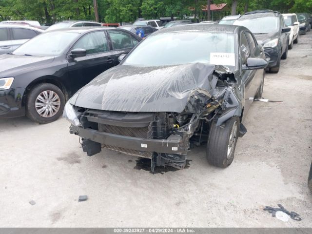 KMHLL4AG6PU540233 Hyundai ELANTRA SE