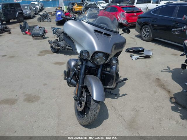 2019 HARLEY-DAVIDSON FLHTKSE 1HD1TEH13KB952826 Photo 4