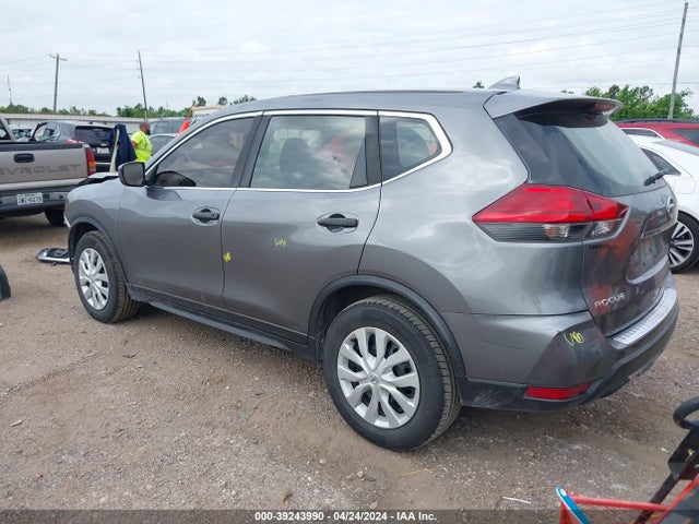 Nissan ROGUE S 2017 JN8AT2MTXHW130571 Image 3