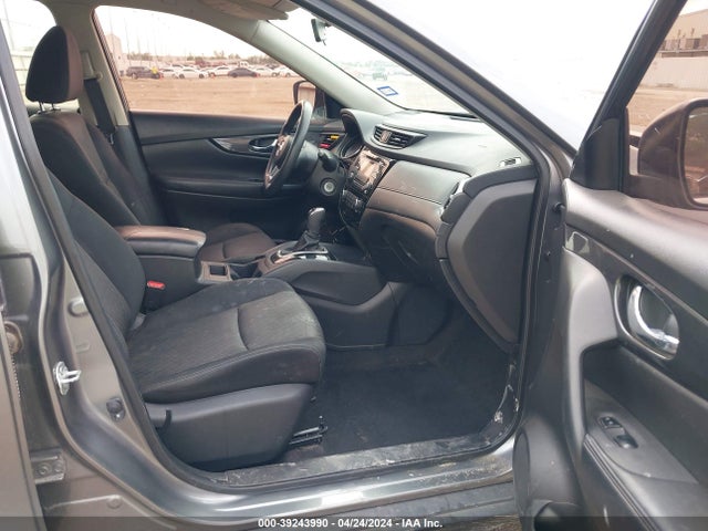 Nissan ROGUE S 2017 JN8AT2MTXHW130571 Image 5