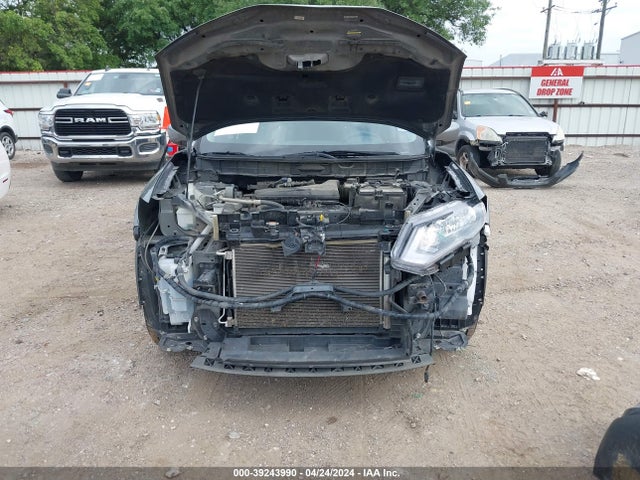 Nissan ROGUE S 2017 JN8AT2MTXHW130571 Image 6